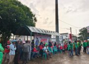 Dekatkan Diri dengan Masyarakat, Polres Kukar Gelar Warung Berkah dan Buka Bersama di Timbau