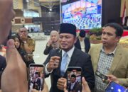 Satu Anggaran Dua Cerita: Gubernur Sebut Mobdin Rp 8,5 M untuk Jakarta, Sekda Dalih untuk Pedalaman