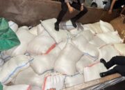Samarinda Dikepung Miras Ilegal, Polresta Gagalkan Penyelundupan Ratusan Karung Cap Tikus